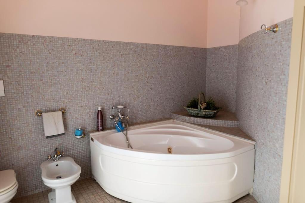 Ferienwohnung Ercole Luxury Flat Sessa Aurunca Exterior foto